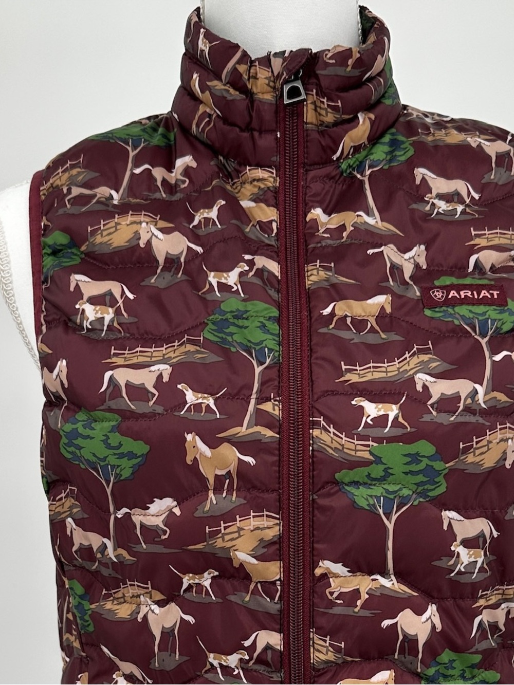Ariat Ideal 3.0 Down Vest Equestrian Dogs Print Womens Small
